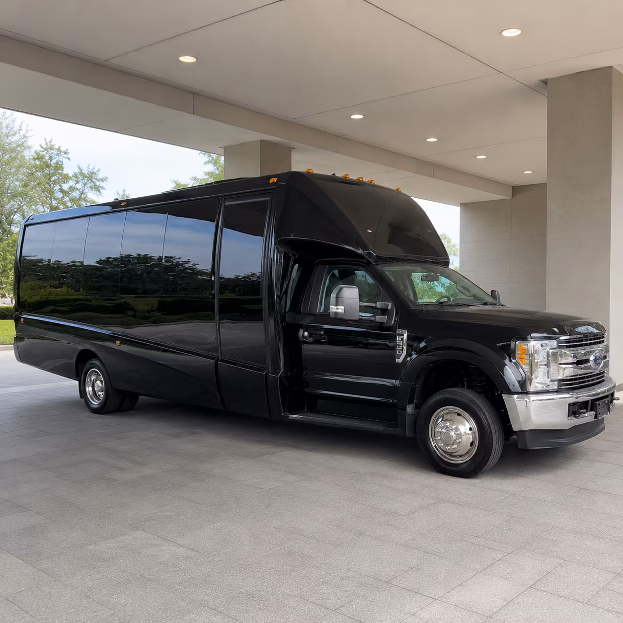 Broken Arrow Birthday, Sweet 16, & Quinceañera Party Bus Rentals
