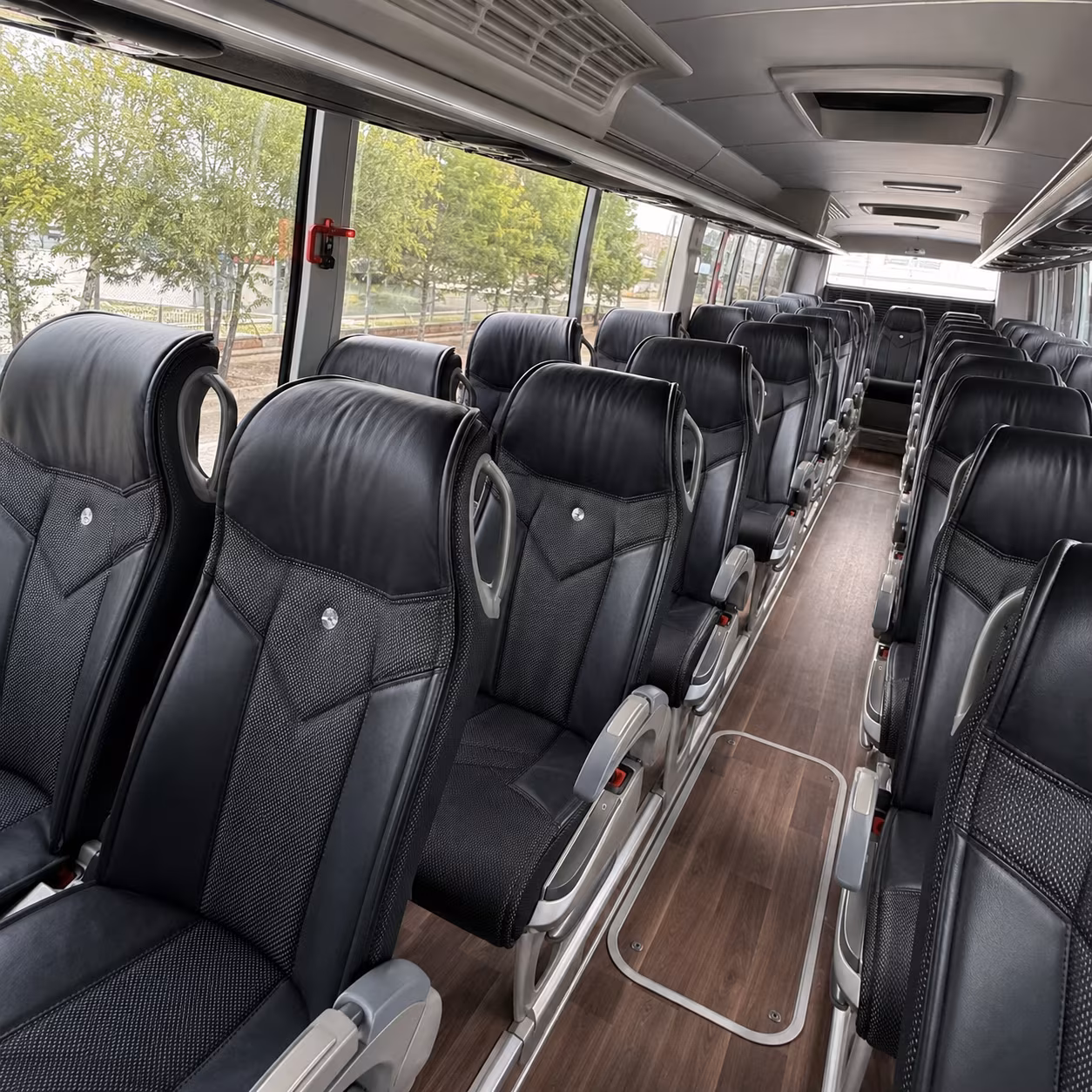 Lawrence School Event & Field Trip Transportation