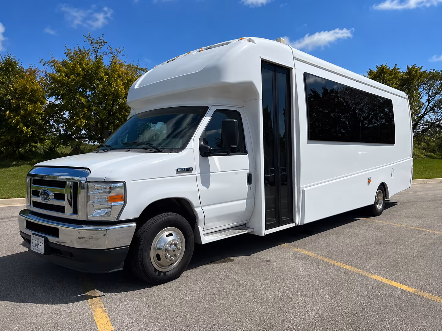 Tulsa Birthday, Sweet 16, & Quinceañera Party Bus Rentals