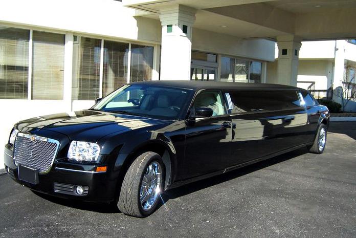 Wichita 10 Passenger Limo